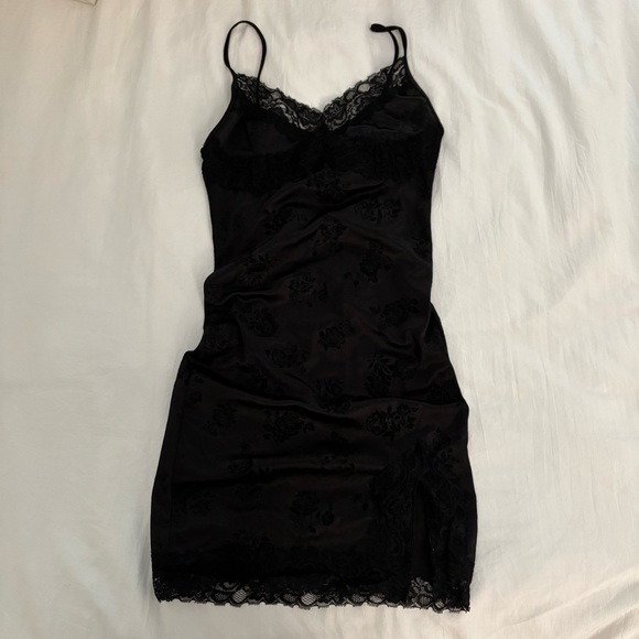 Motel Rocks Coti Mini Dress in Black - Picture 2 of 4